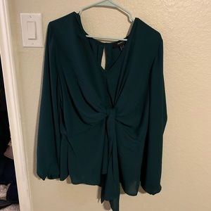 Very Cute Green Flowyy Top!